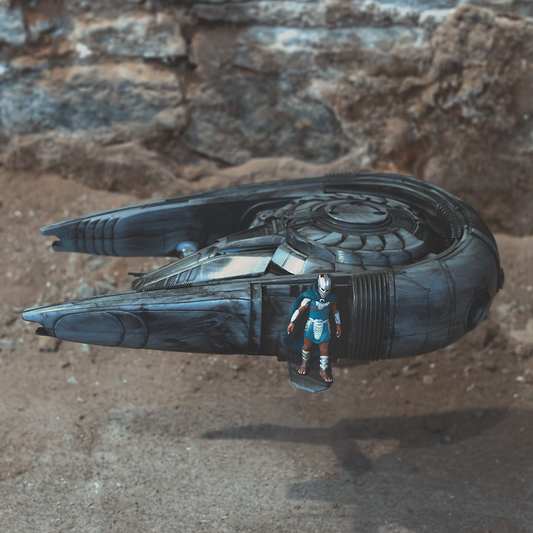 Predator: Badlands Spaceship Popcorn Bucket-7